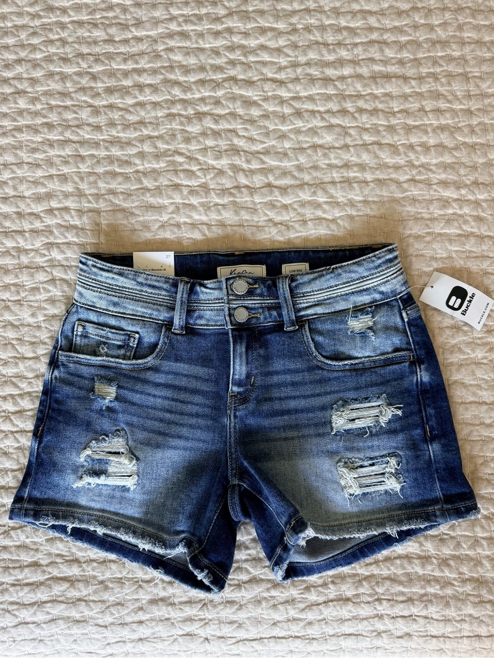 🆕 Distressed Low Rise Stretch Short - Picture 11 of 14